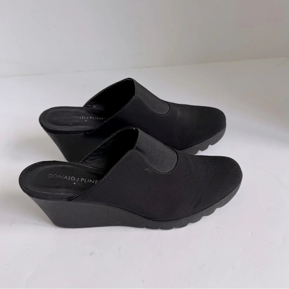 Donald J. Pliner Women's Marfa Wedge Mules. Size 7M - Picture 6 of 11